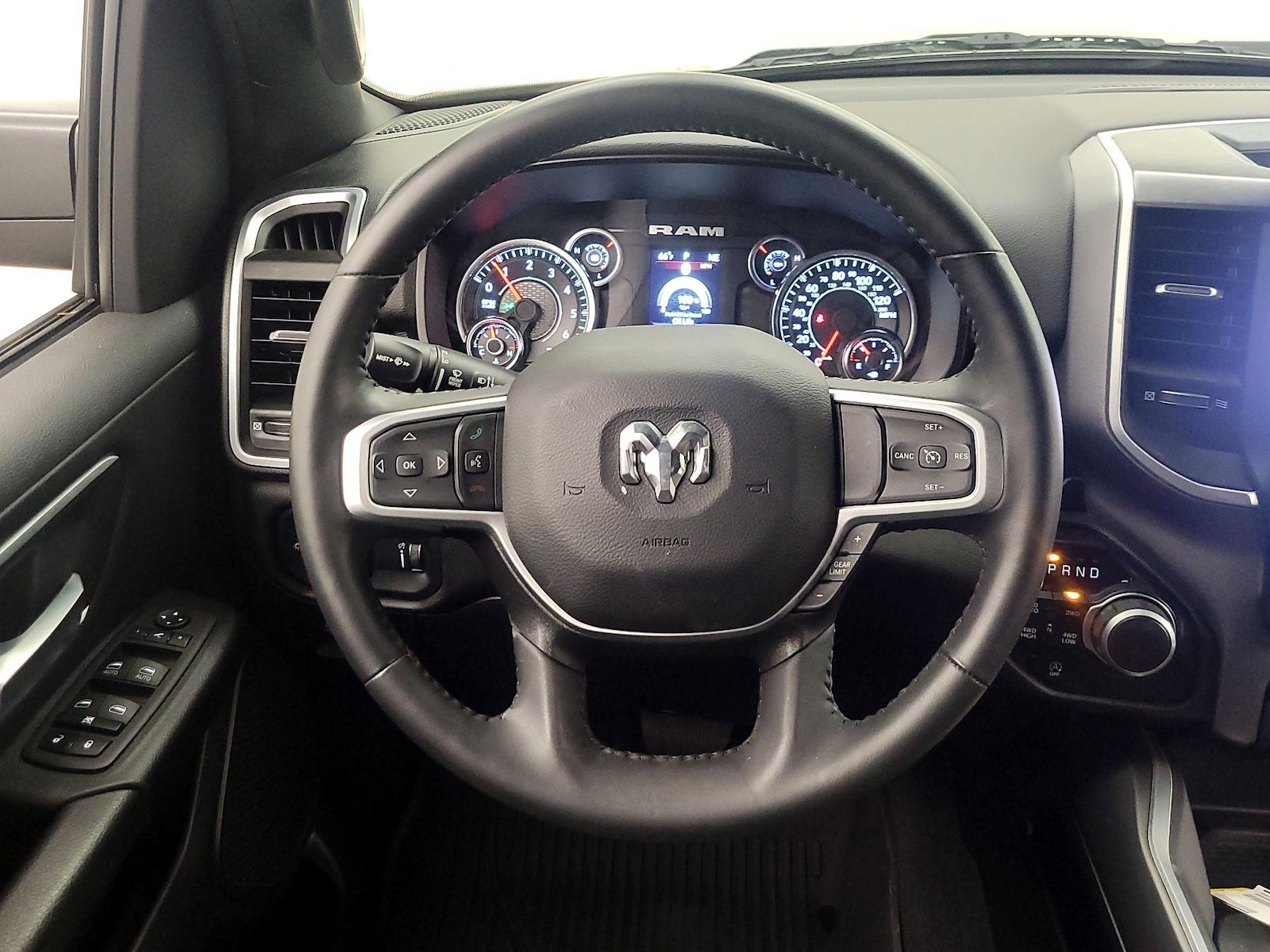 ram ram 1500 pickup 2023 1C6RRFBG1PN689562 image ram ram 1500 pickup 2023 1C6RRFBG1PN689562 image